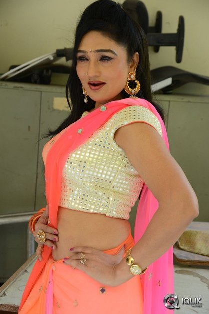 Ramya-Sri-Interview-About-O-Malli